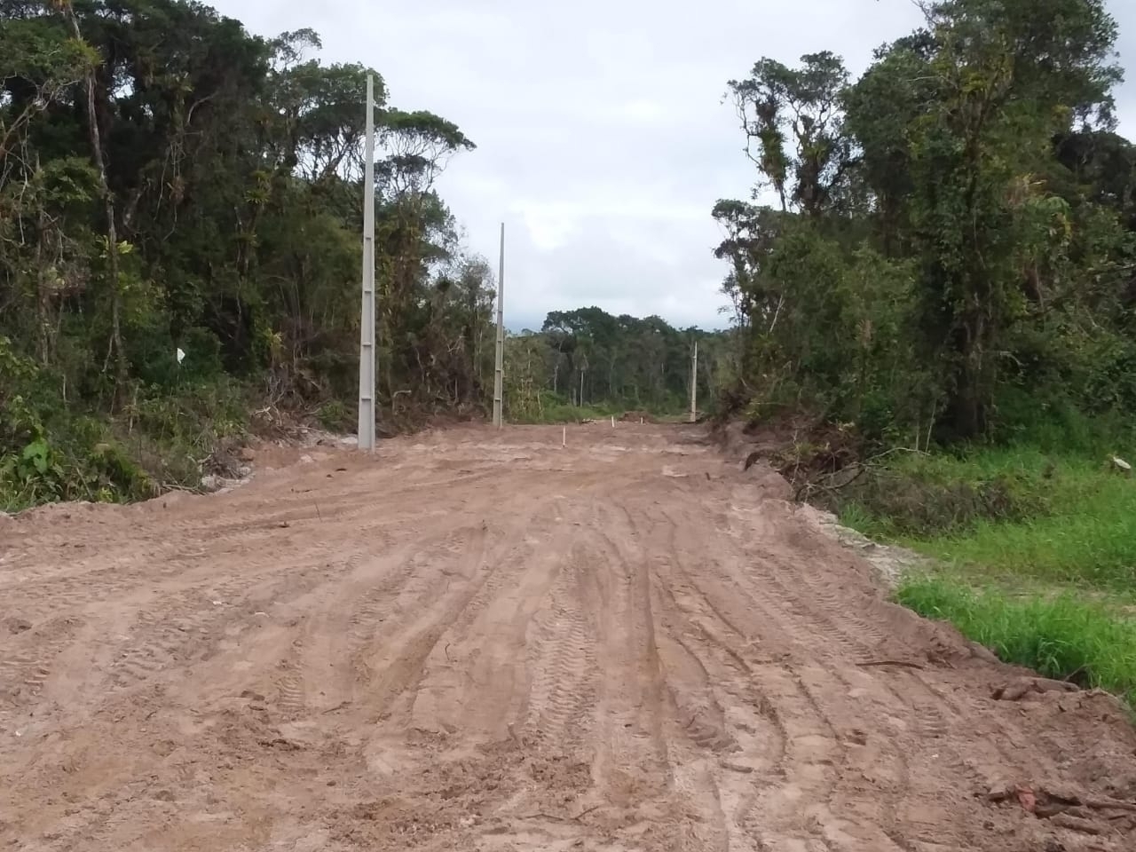 MATINHOS | Terrenos | Matinhos - Terreno de esquina 