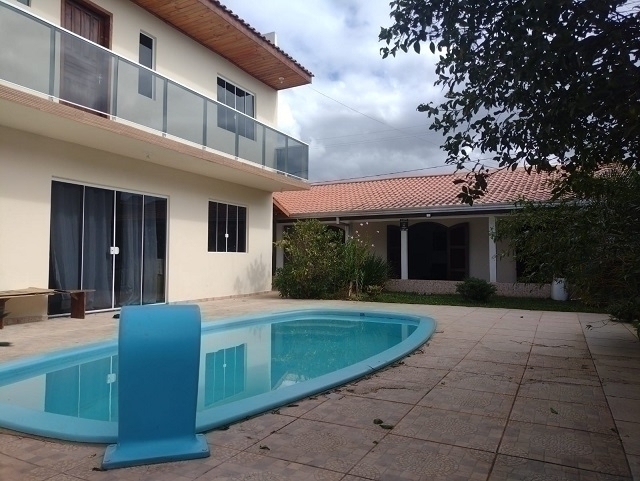 MATINHOS | Casas | Matinhos - Casa e Sobrado com piscina.