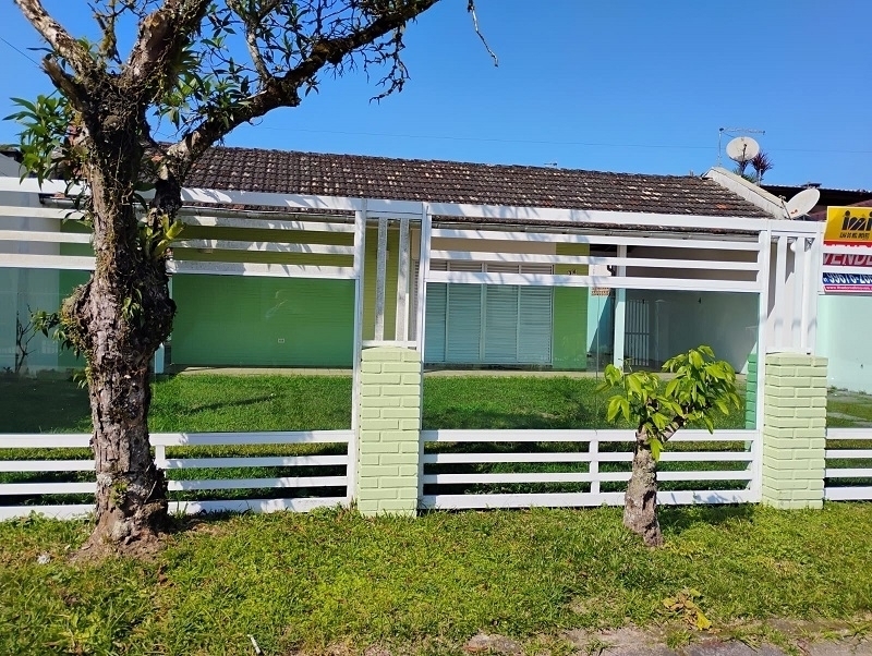 MATINHOS | Casas | Matinhos - Casa toda em laje,Averbada.