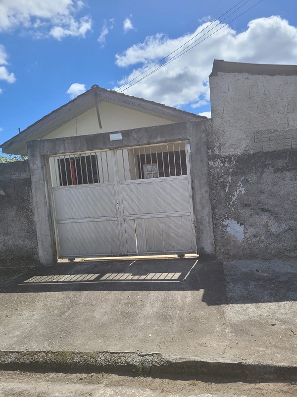 PARANAGUÃ  | Casas | Paranaguá - Casa de alvenaria com amplo quintal.