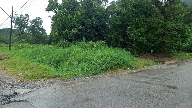 MATINHOS | Terrenos | Matinhos - Terreno de esquina próx a caioba.