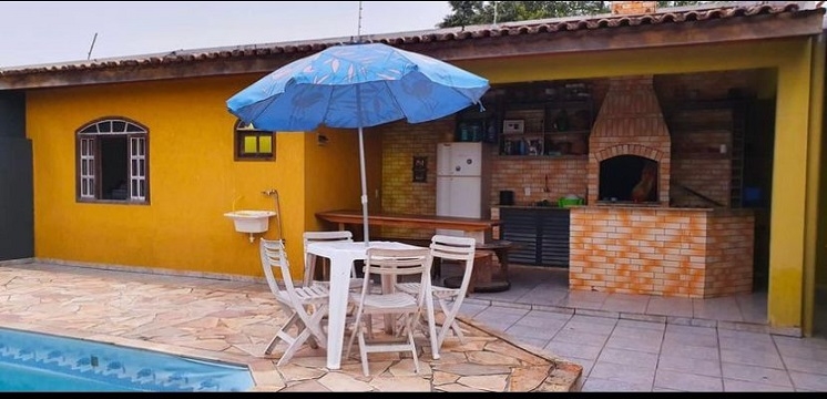 MATINHOS | Casas | Matinhos - CASA AVERBADA COM PISCINA.