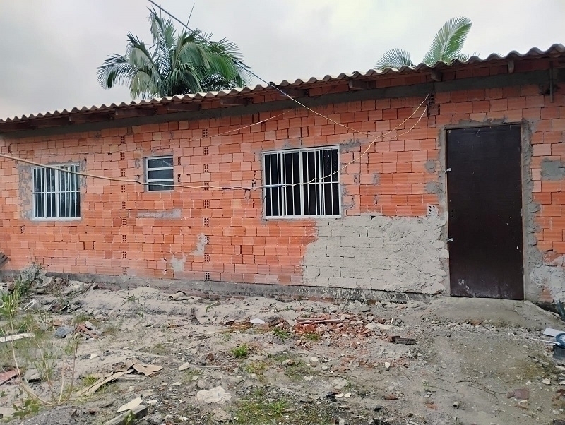 MATINHOS | Casas | Matinhos - Casa em fase de construção..